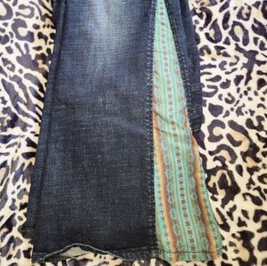 Cowgirl Tuff Bells 30x35